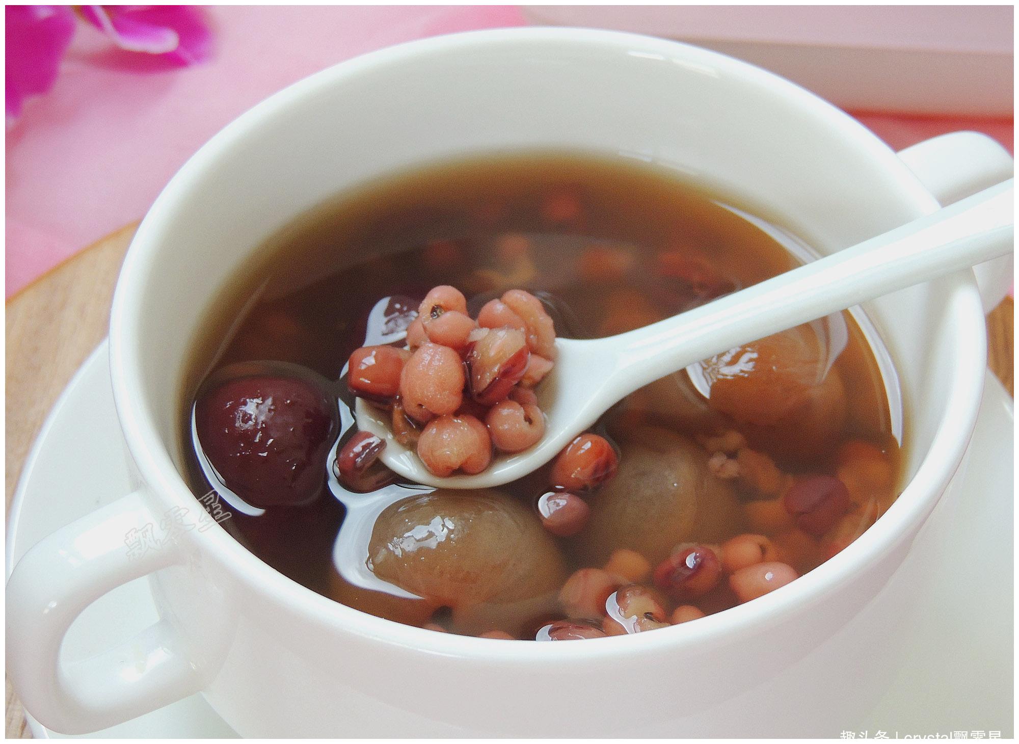 分享7道滋补甜汤,一周七天不重样,每天喝一碗,滋润整个秋天