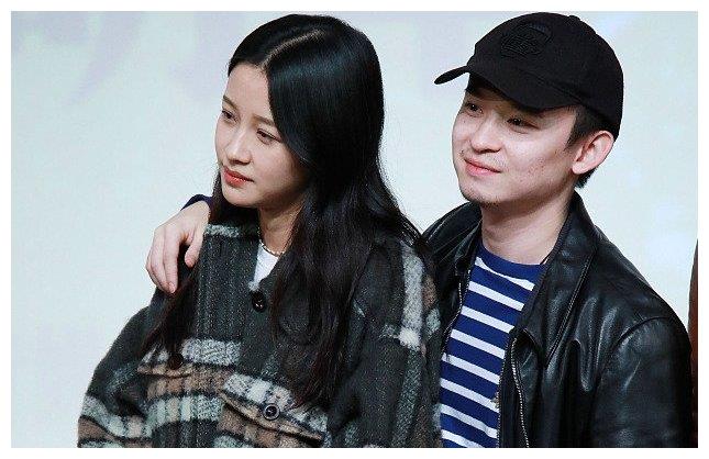 "英年早婚"的董子健,年少成名还出身不俗,和妻子也颇为恩爱