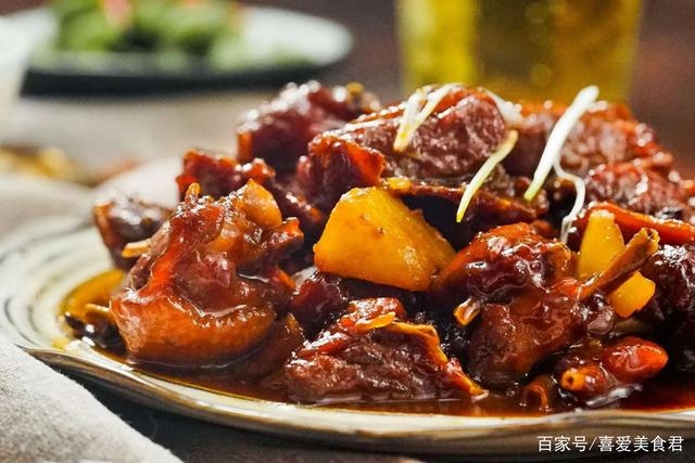 啤酒鸭的家常做法出锅后香味扑鼻连吃2碗米饭都不成问题