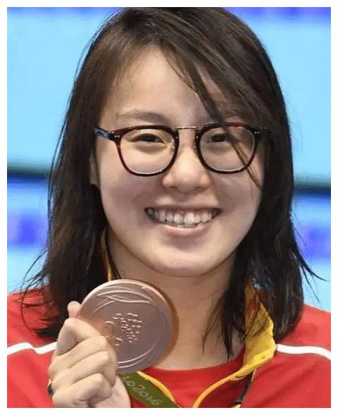 宁泽涛女友"正脸照"曝光,看清照片的那一刻,确定不是傅园慧?