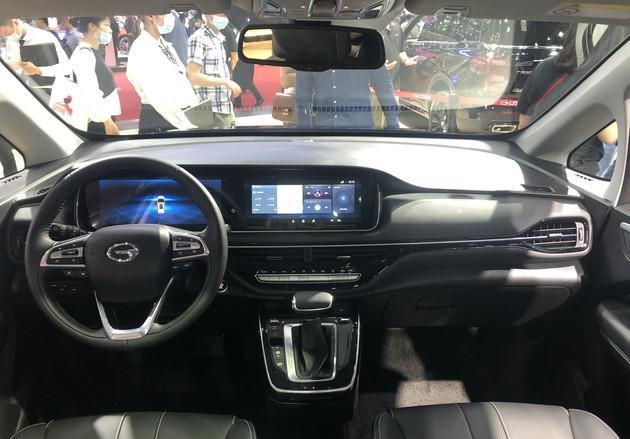 广汽传祺m6大师版首发外观造型更加霸气