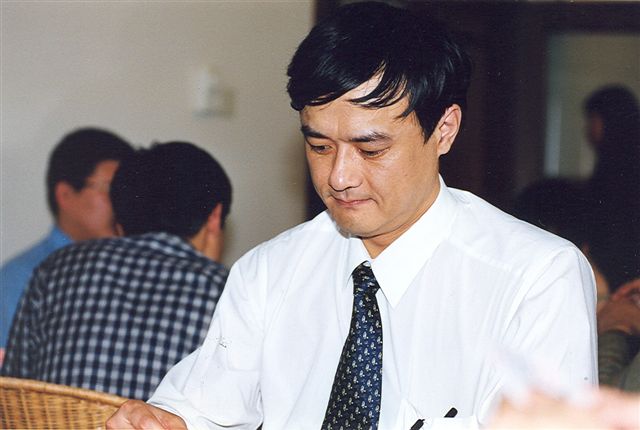 1984年,王元随中国围棋代表团访日,那一年日本方面遣出空前强大的阵容