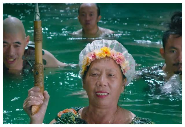 林允张雨绮不算啥,而她70岁直接爆红