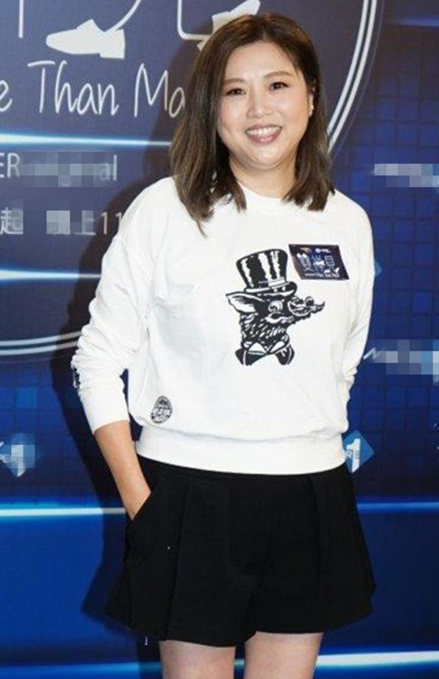 黎耀祥与阮兆祥梅小惠同框笑言将曝2人与曾伟权的三角关系