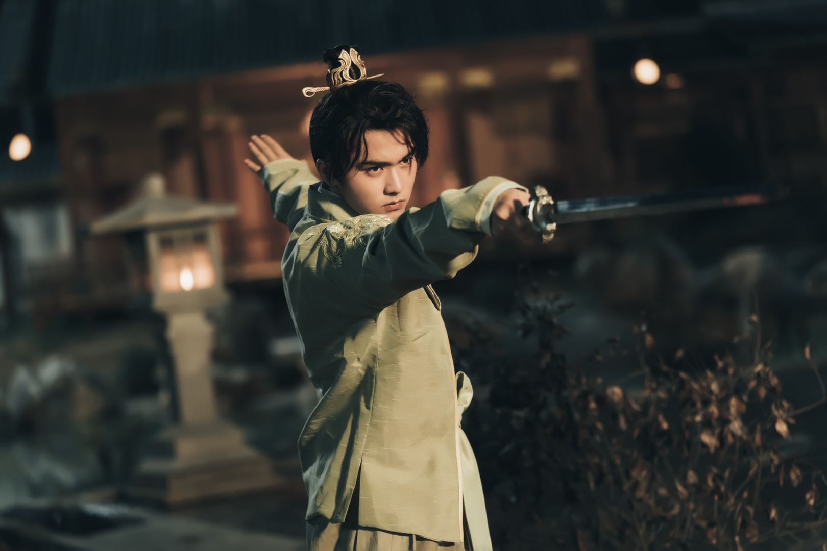 刘奕畅少主且慢行即将收官赵错泪洒街头送别田三七