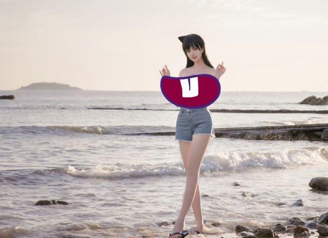 毛利兰现身现实世界大长腿抢镜身材神还原头上的角能扎人