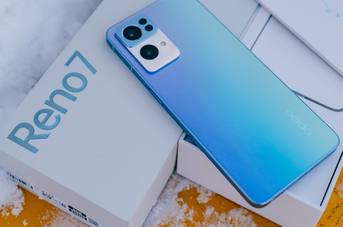 创新星雨光刻工艺opporeno7把流星雨融入手机