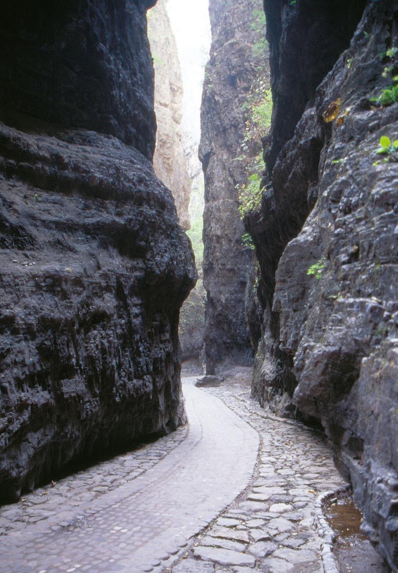 游野三坡百里峡犹如走进一个大氧吧