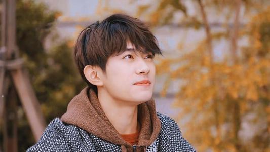 近50位明星支持新疆棉花终止与品牌合作，曾黎显高情商黄子韬专业休闲区蓝鸢梦想 - Www.slyday.coM