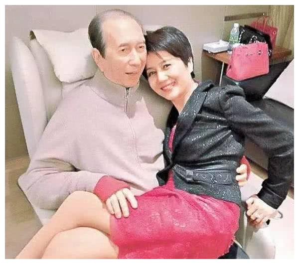 赌王"何鸿燊"逝世,98岁才得一孙,四姨太豪送儿媳4亿别墅|何鸿燊|太太