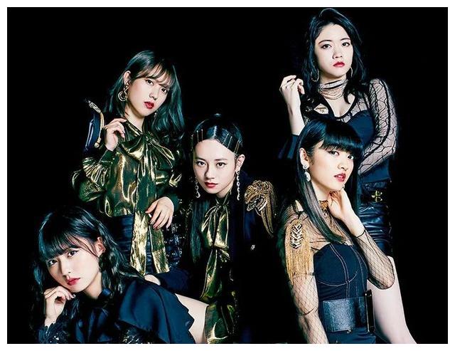 女方林田真寻以前是偶像组合fairies的成员,今年上半年还被《vivi》