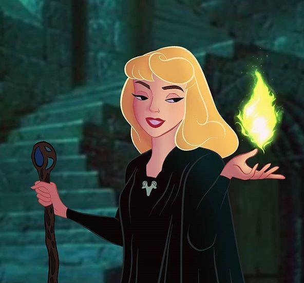 当爱洛变成女巫后就不会沉睡了,睡美人摇身一变成为一名邪恶的巫师