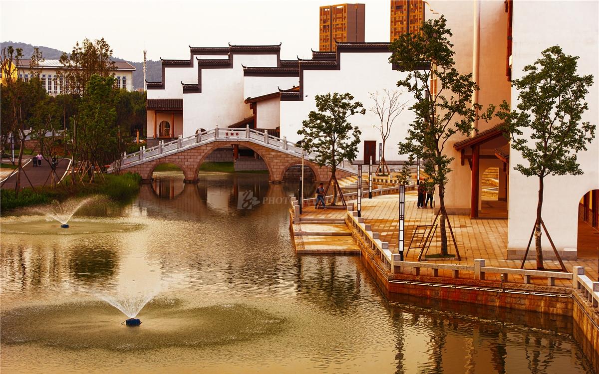 洋湖水街"进水"了,长沙也有了江南水乡