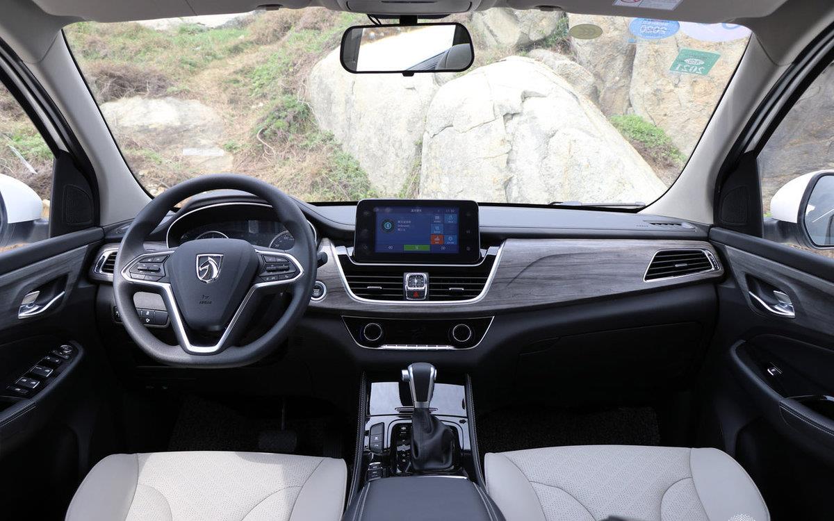 新增商务灰配色2021款宝骏730将于11月上市|商务|饰条|宝骏730_新浪