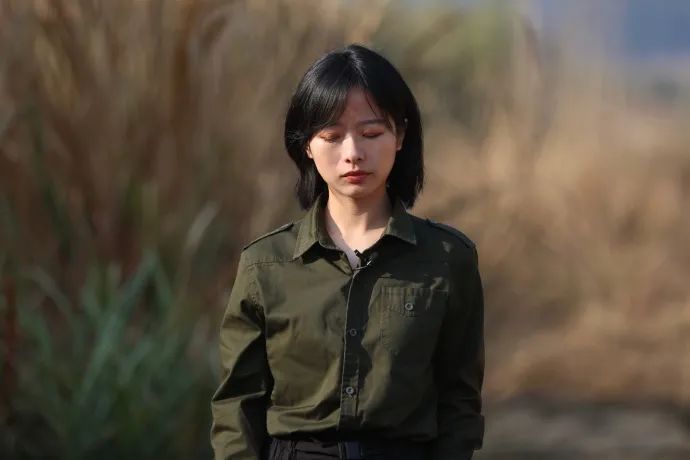 收视密码前有甜美萌妹王冰冰后有英姿飒爽庄晓莹