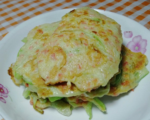 家常早餐丝瓜饼,三个窍门,口感鲜香,营养开胃,简单易做又好吃