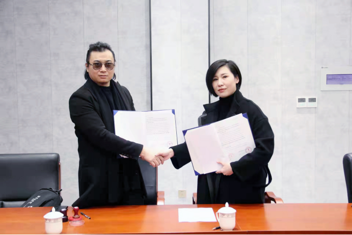 中国特产行业网总监王浩名和山东芳蕾集团签约合作__财经头条