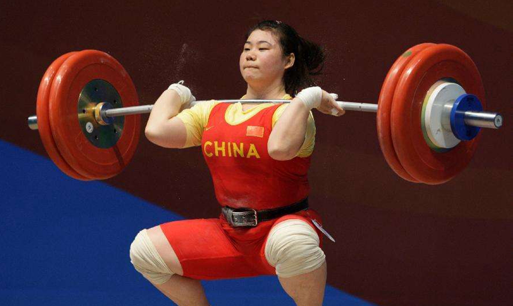 陈晓敏应该是我们中国举重女队的元老级别人物,在陈晓敏的职业生涯