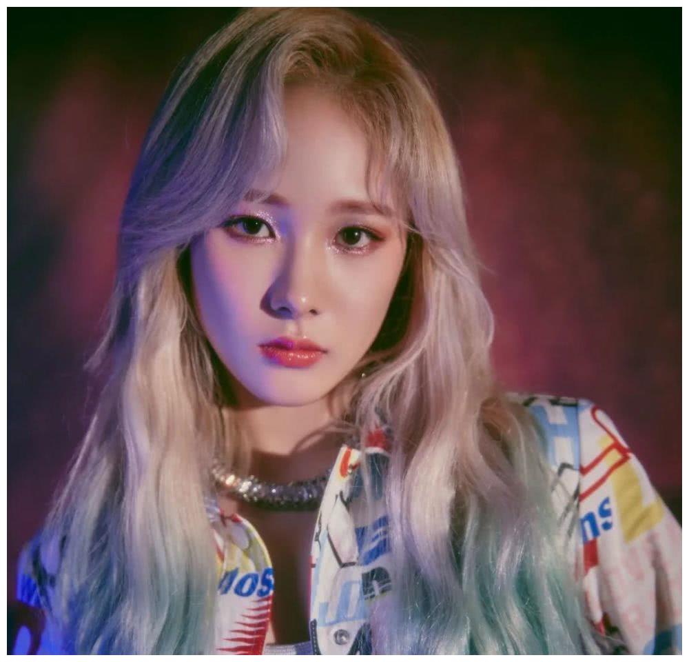 明星美照everglow成员mia