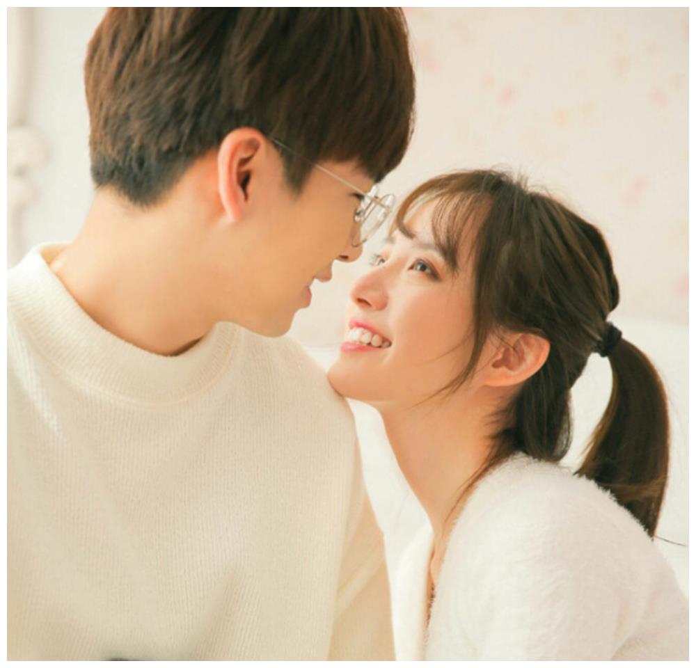 恩爱甜蜜情侣头像可爱到宇宙炸炸零零后装嫩必备