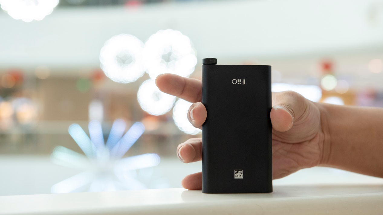 飞傲q3评测:花个小钱就能享受高品质音乐带来的愉悦