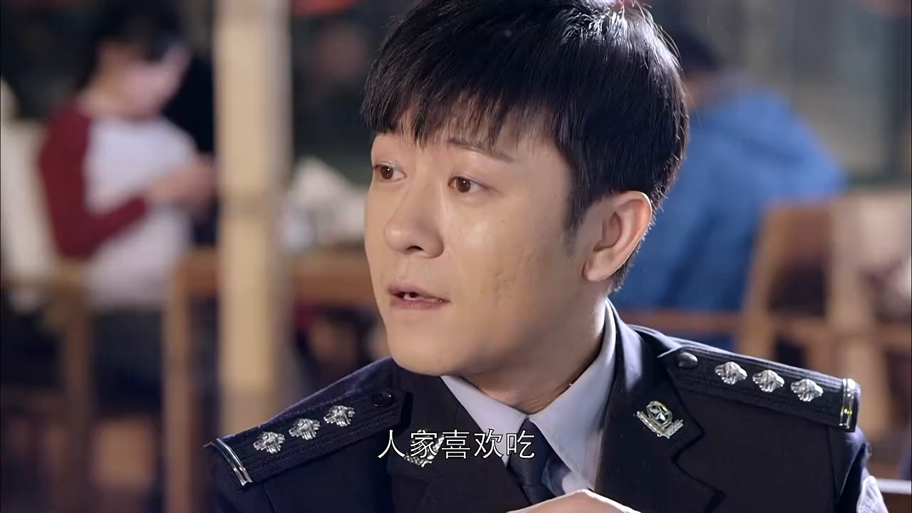 王欣伟主动提出送张言,怎料杨先得知后找理由,留下张言
