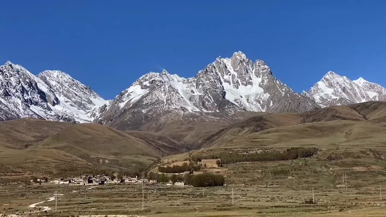 《天府四川》58,扎日拥康神山