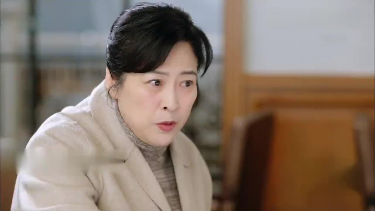 袁梅花和程友信拍摄浪漫婚纱照,有情人终成眷属