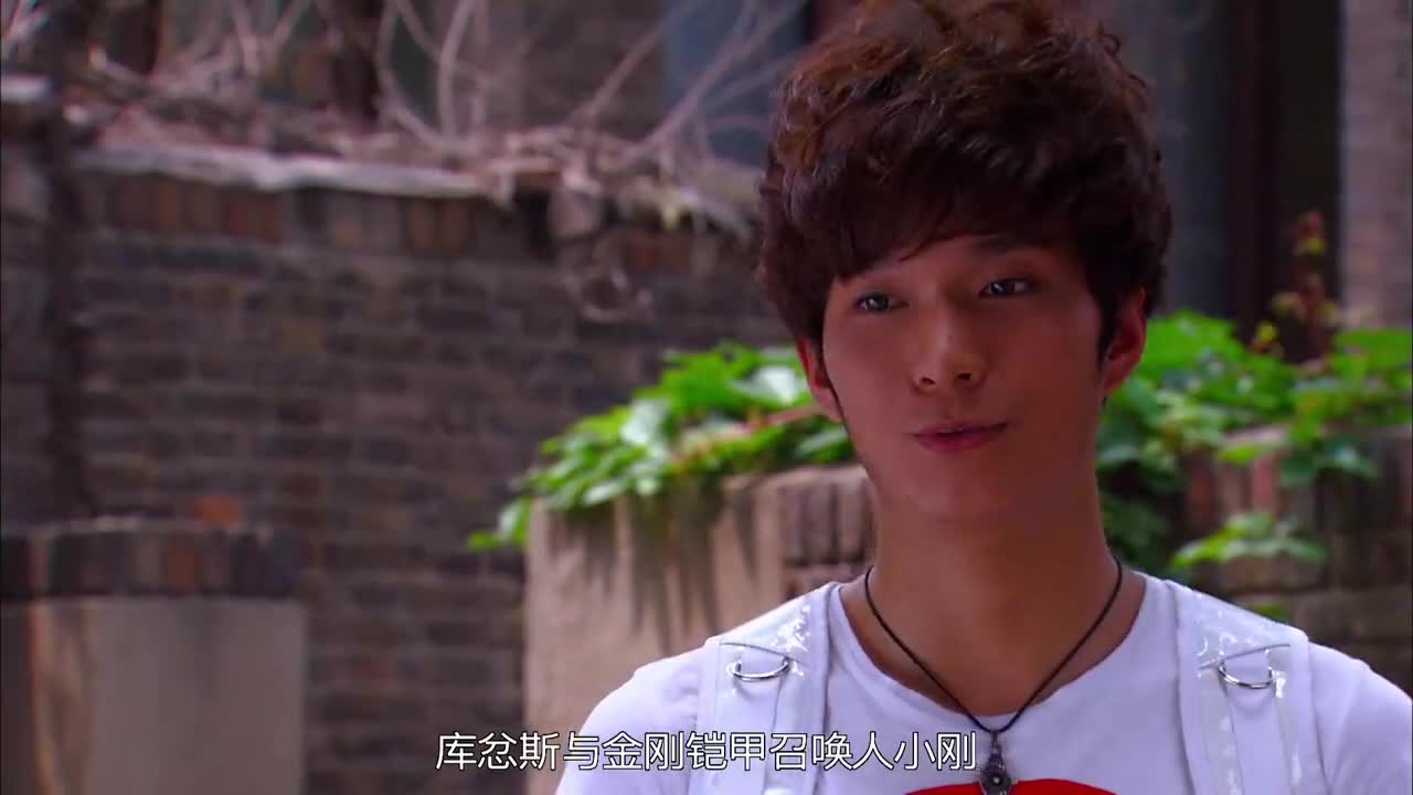 您推荐: 《铠甲勇士》路法背后搞偷袭,库忿斯你还真的以为打得过飞影?