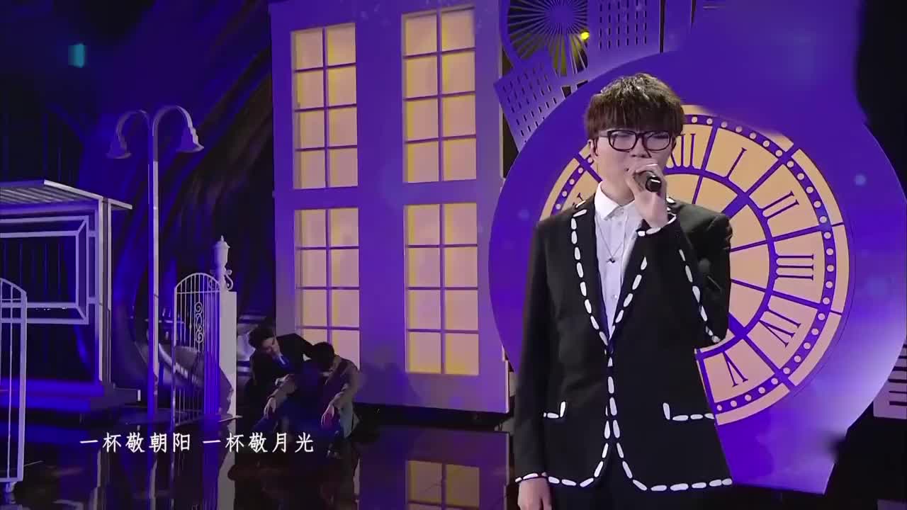 毛不易厉害了,与日本国宝级歌后隔空对唱,歌声太治愈了