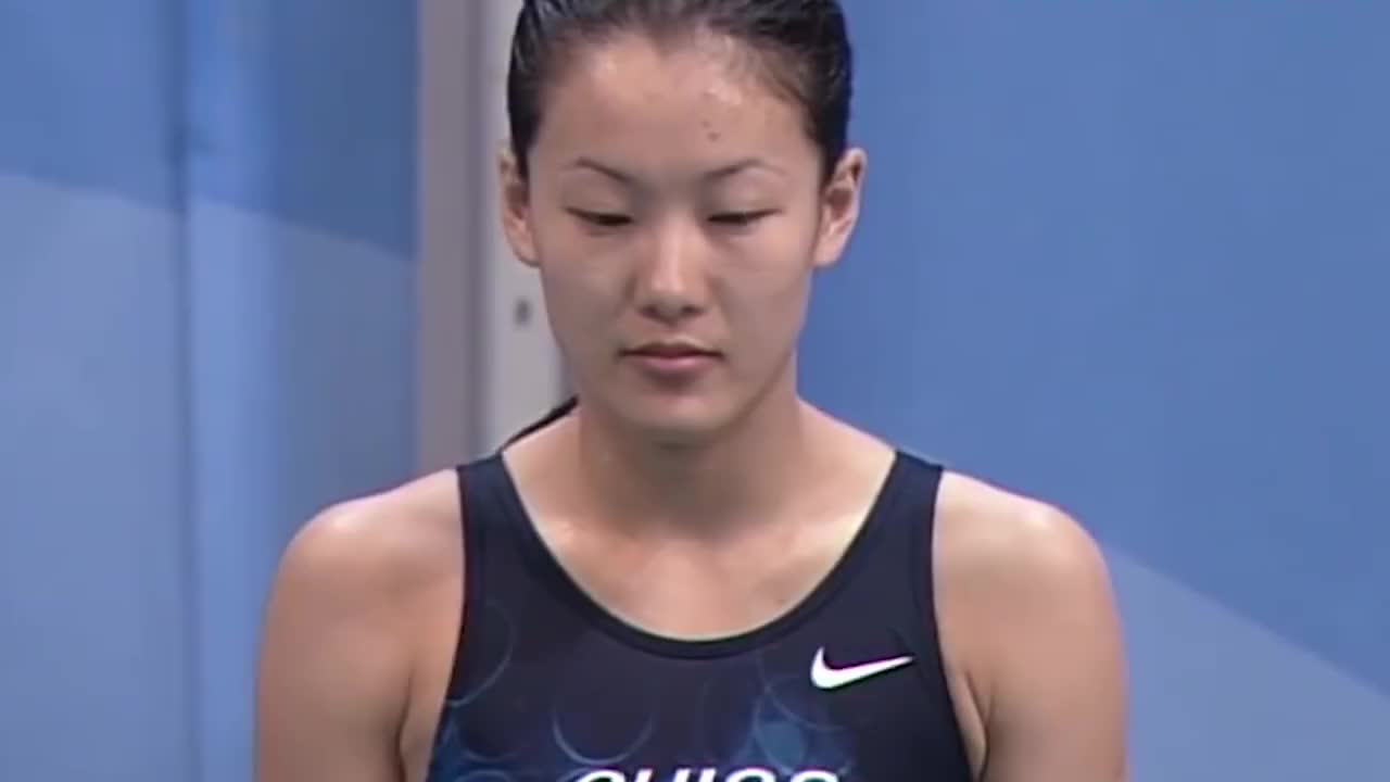 伏明霞住着百万豪宅68岁老公却骨瘦嶙峋郭晶晶看了直摇头