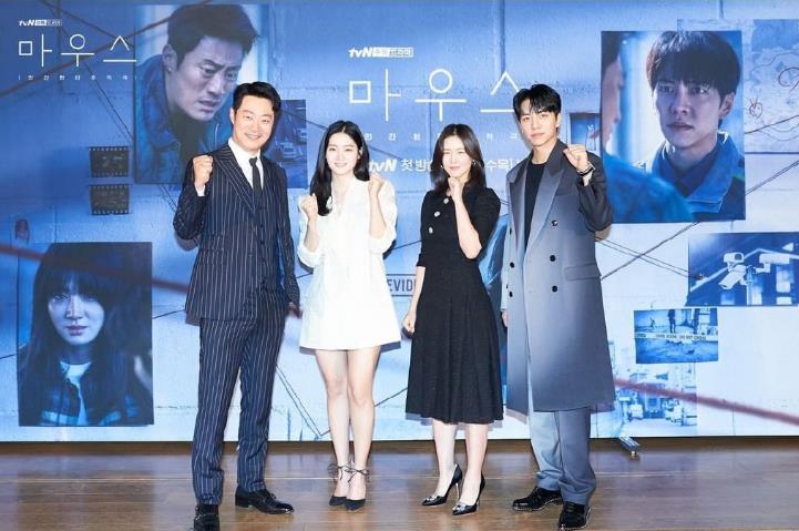 窥探起国妈妈怎么换演员了?起国妈妈的扮演者千贞河去世