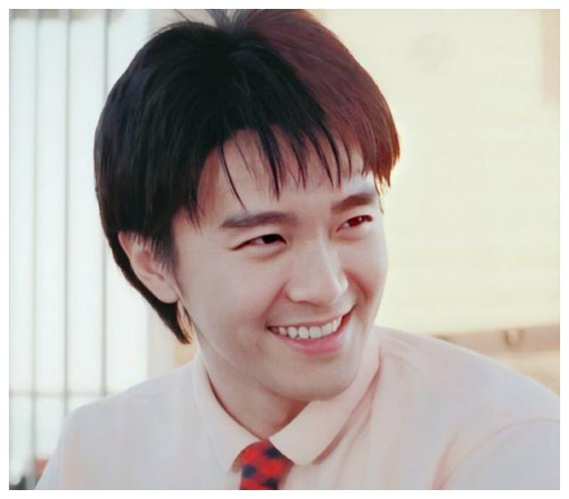 92年周星驰拍唐伯虎点秋香这个片段拍一天不笑就重拍