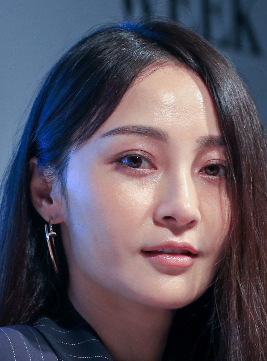 曾经红极一时,现在拿奖反被嘲笑,姚笛成了爱情中的牺牲品