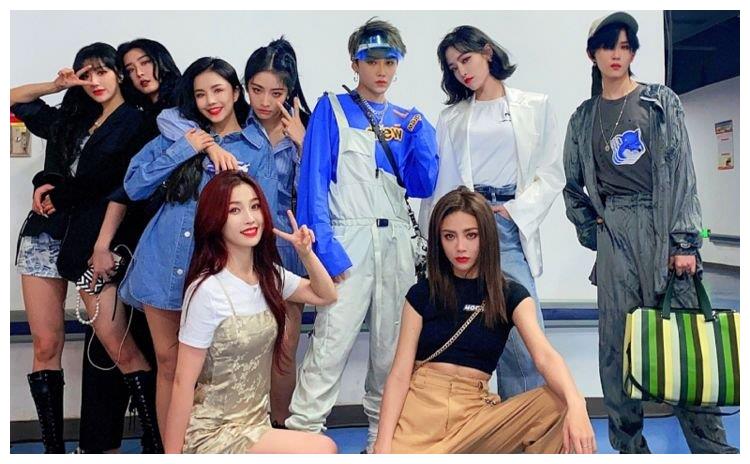 然而本来the9可以在《为爱尖叫》中全员合体的,但是