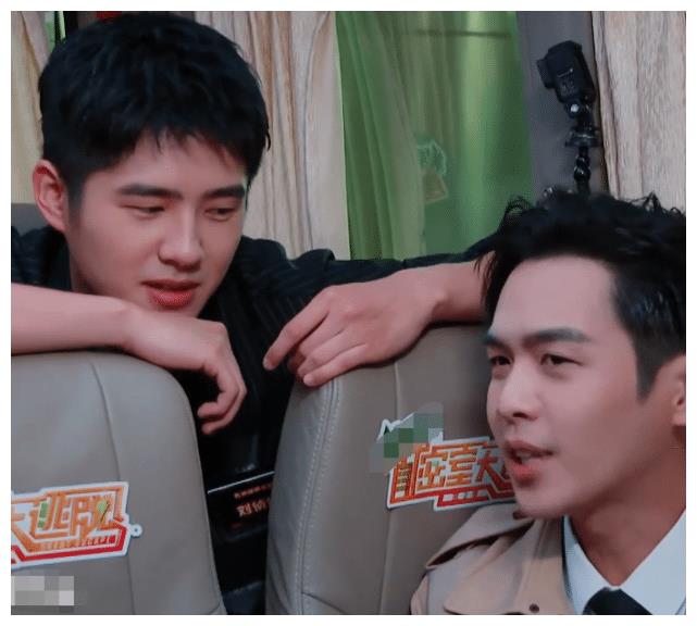 张若昀吃唐艺昕的月子餐胖十斤曝每天吃的啥刘昊然羡慕了