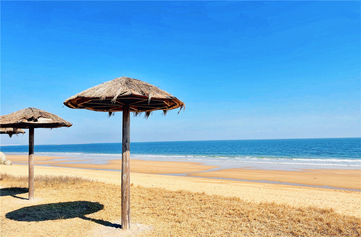 新闻看点# 日照万平口海水浴场十分出名,. 来自楠哥科技说 - 微博