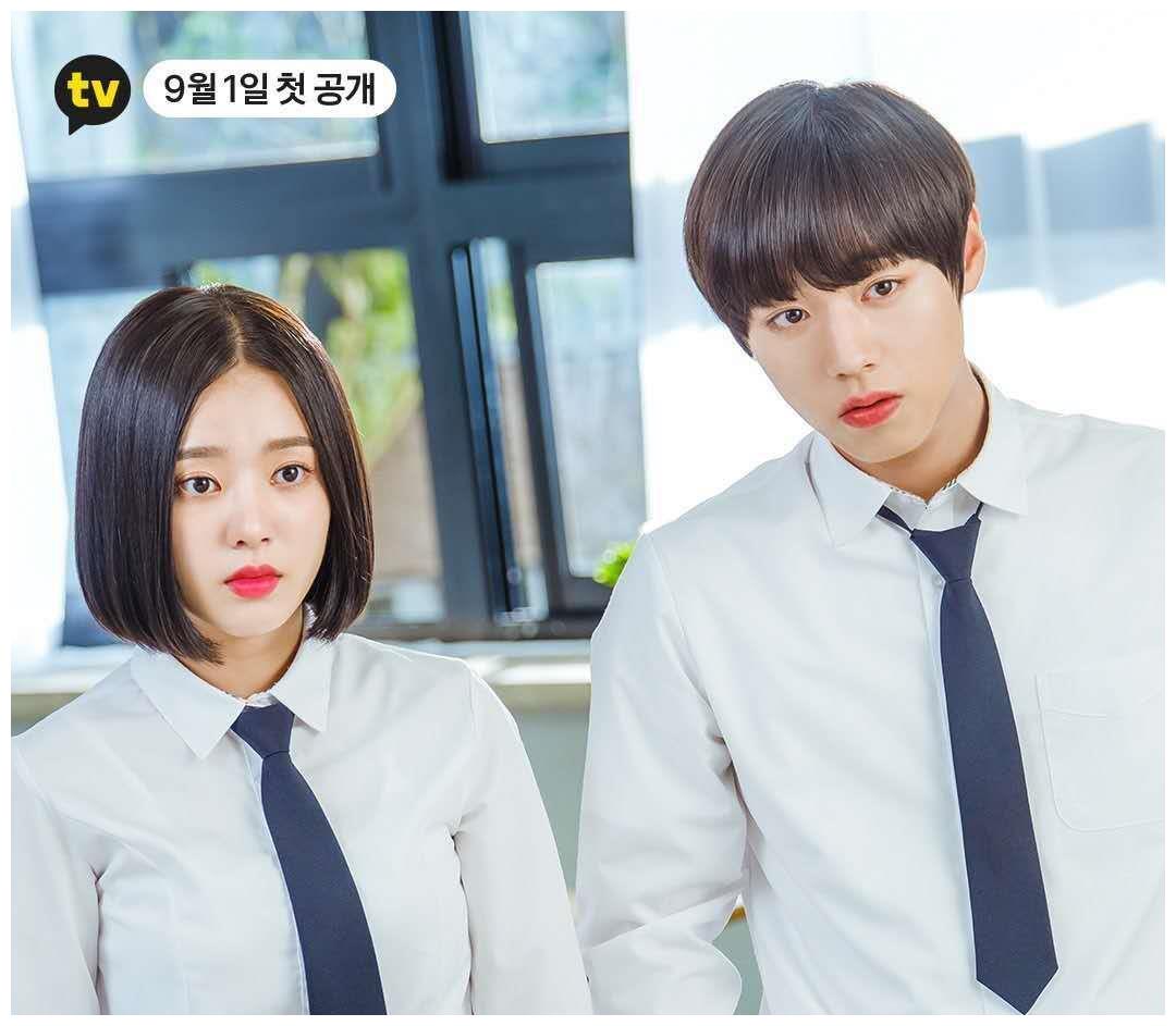 高颜值网剧恋爱革命海报拍摄花絮照