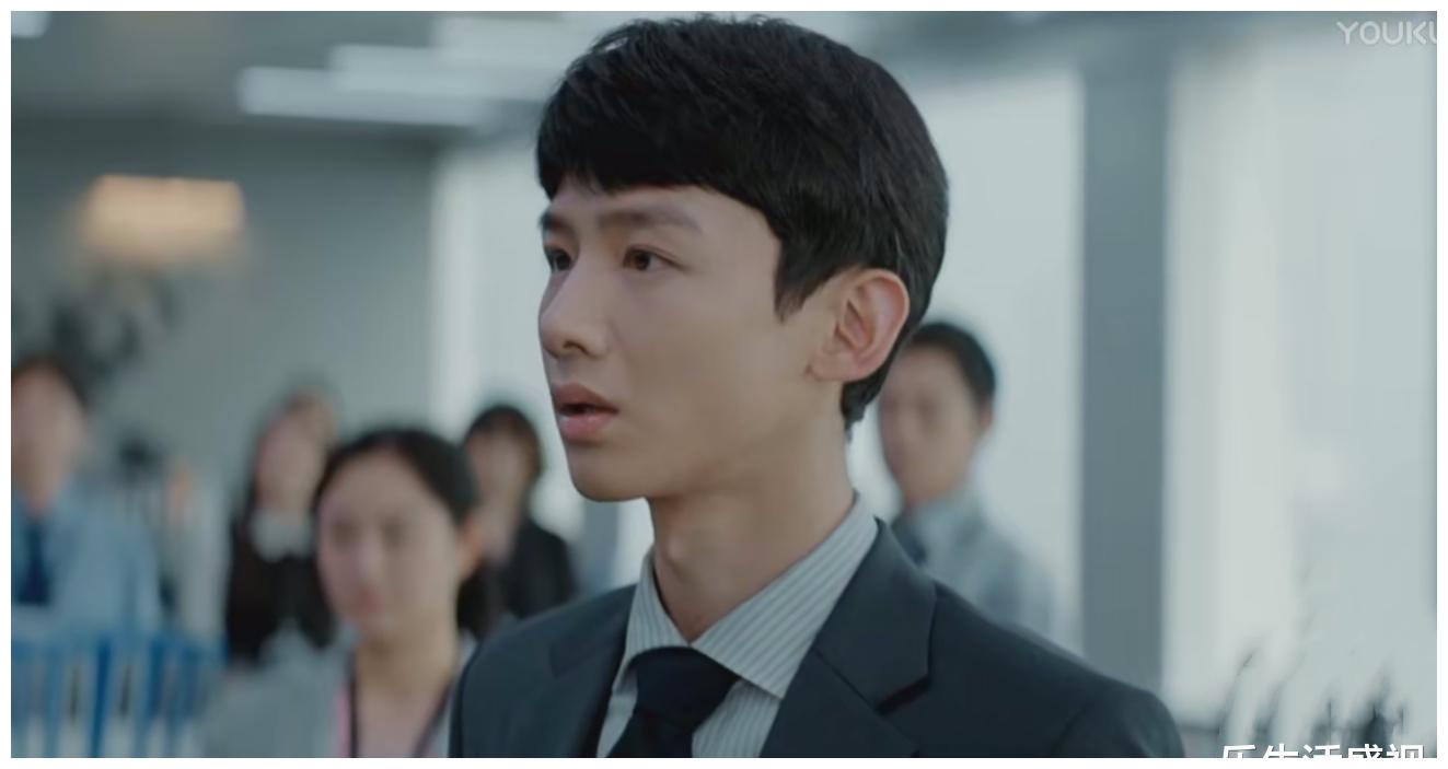 《平凡的荣耀》公司创始人儿子来了,孙弈秋上位成功直接当副总|母亲|投资|吕行|大功|吴恪之_新浪财经_新浪新闻