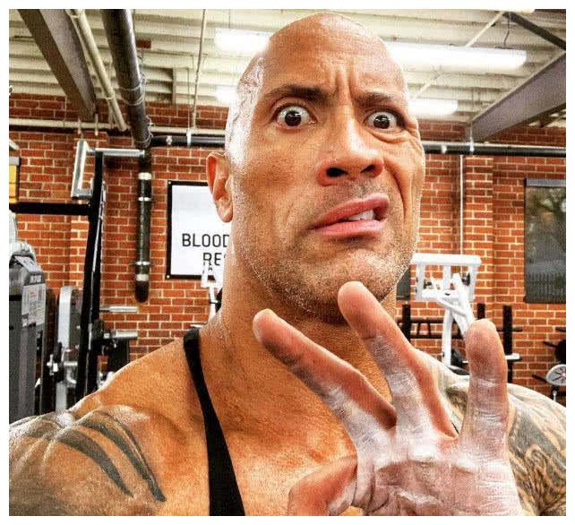 同样是"光头男神",美国有强森,英国有斯坦森,中国有他就足够