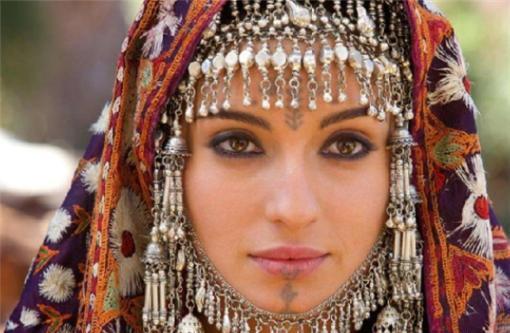 古埃及人是什么人种,为何与现在的非洲人大不相同?