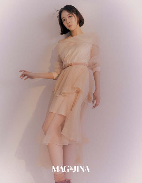 韩国女团alice最新杂志写真曝光