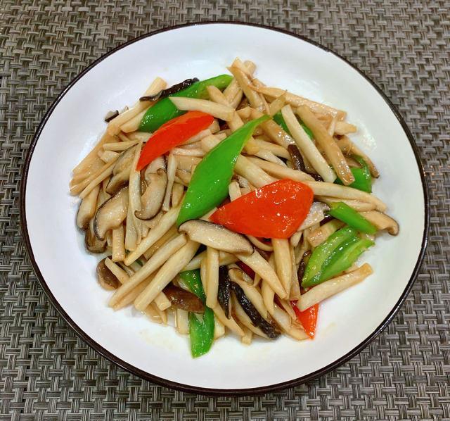 素炒杏鲍菇,简单快手,鲜嫩下饭