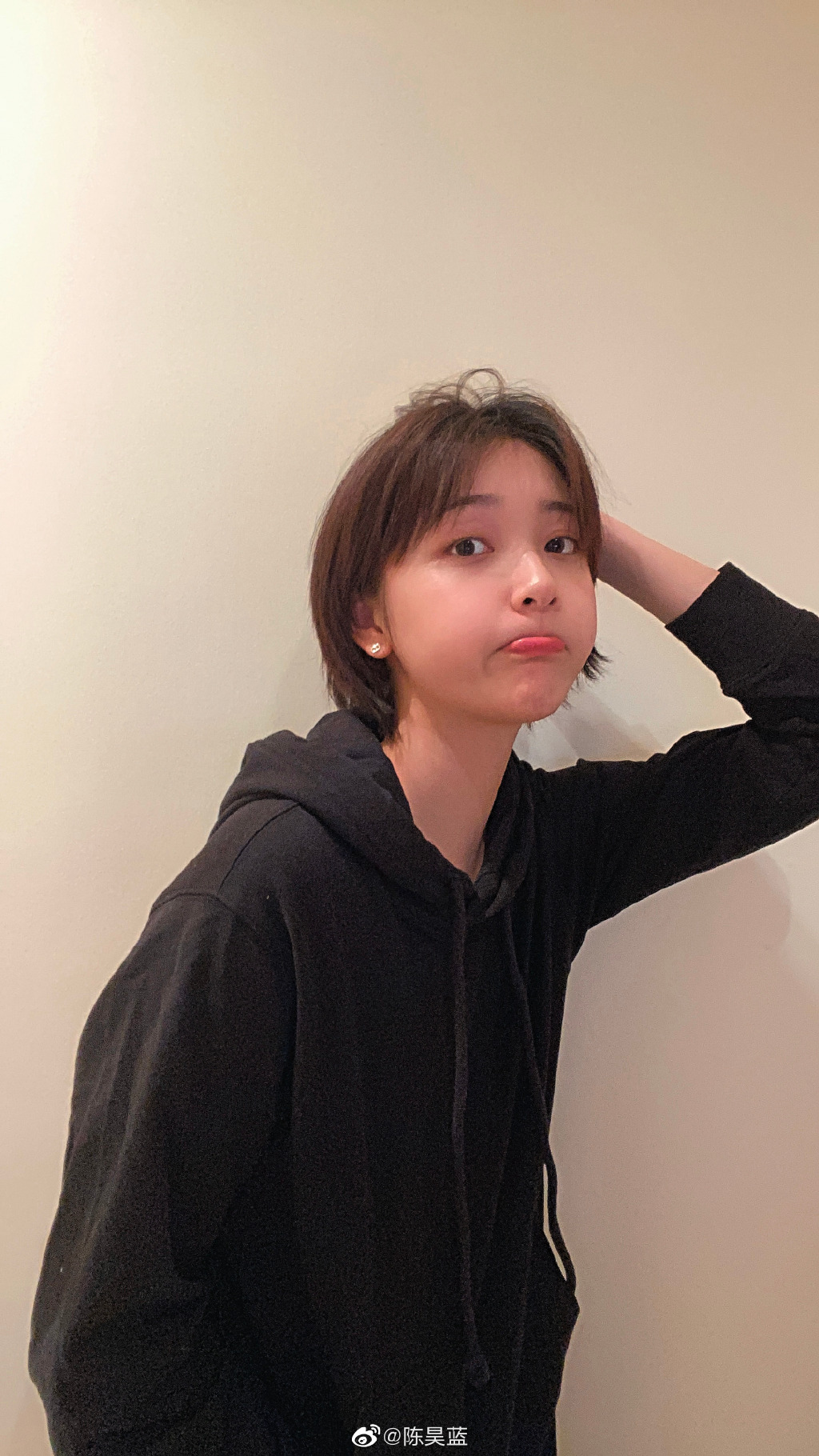 美女演员陈昊蓝迷人写真美照