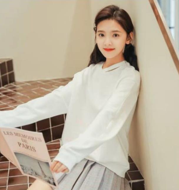 女主章若楠的演技真的很棒,那一场场哭戏完全融入角色了,孙晨竣演绎的