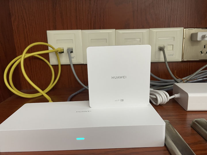 会插网线就能玩转大户型wifi组网华为路由h6使用体验