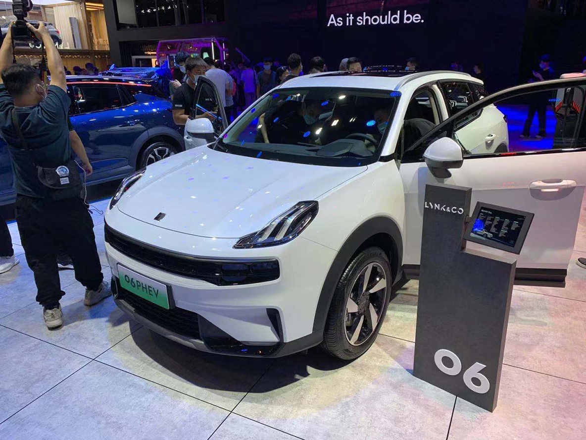 广州车展 领克06 phev车型正式亮相