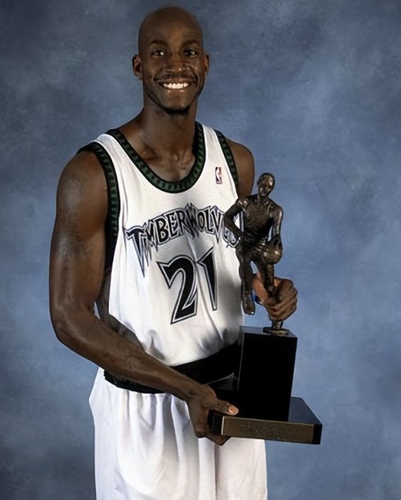 加内特在森林狼队的地位如何?有人带队夺冠就能超越他