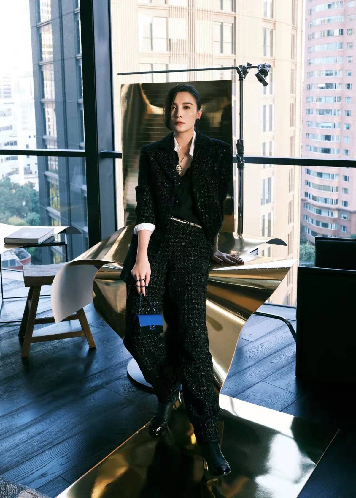 宋佳职场风造型太开挂,基础款穿出ol气质,真是"时尚女魔头"|宋佳|时尚