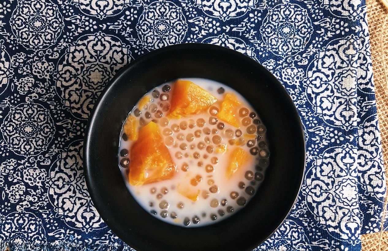 不加糖的木瓜番薯西米露,口感细腻又丝滑,甜过新婚